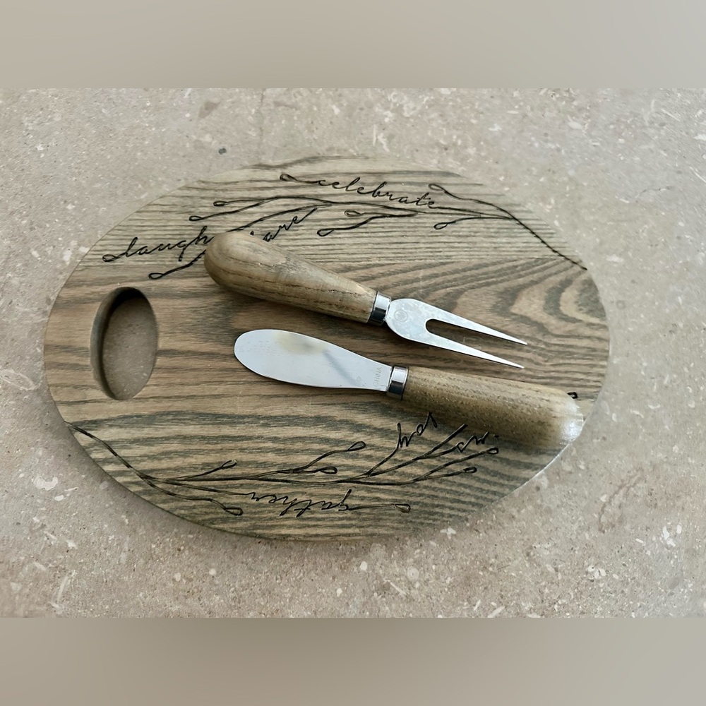 Pampered Chef Ash Wood Serving Board